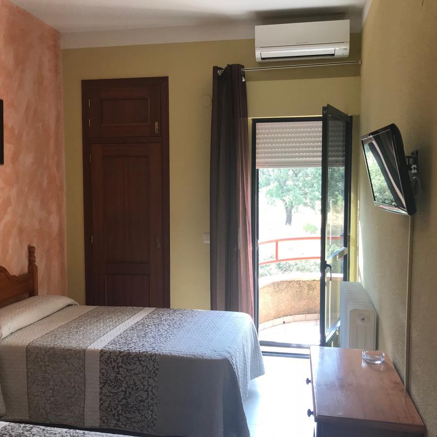 Hotel Restaurante Jarilla Ngoại thất bức ảnh